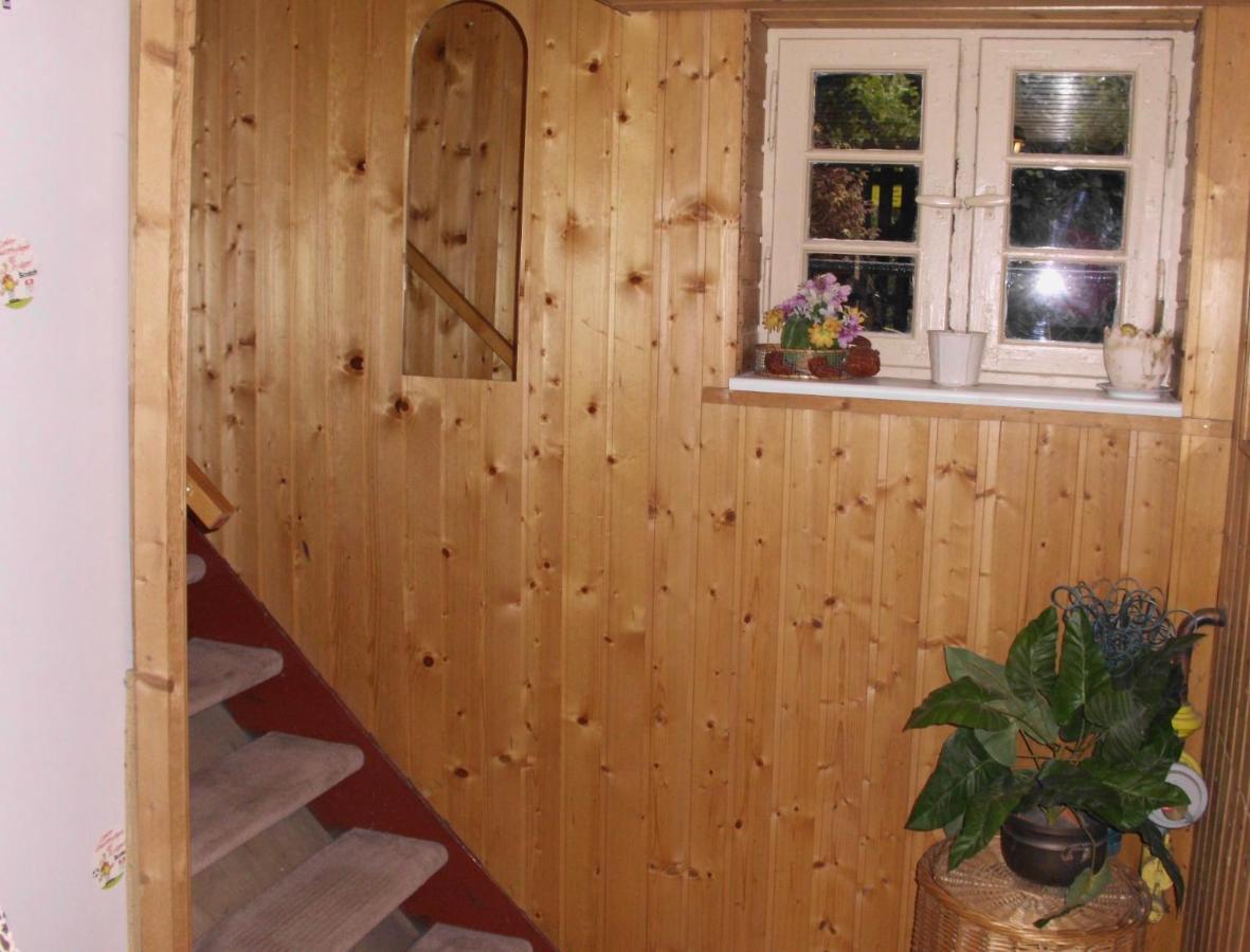 Gemuetliches Zimmer Im Seterant/Untergeschoss Essen Exterior photo
